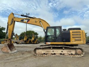 Caterpillar 330FL